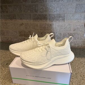 APL Women's TechLoom Zipline